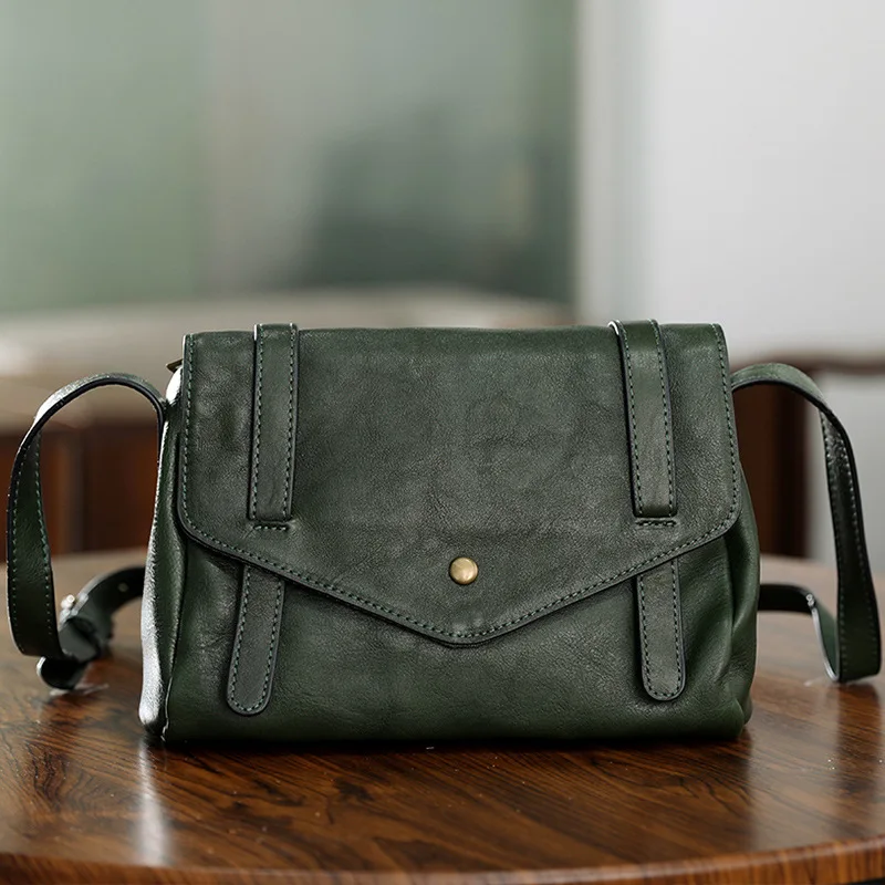 Genuine Leather Women's Cowhide Crossbody Bag Retro and Simple Top-grain Cowhide Single-shoulder Designer Luxury Bag
Genuine Leather Women's Cowhide Crossbody Bag Retro and Simple Top-grain Cowhide Single-shoulder Designer Luxury Bag