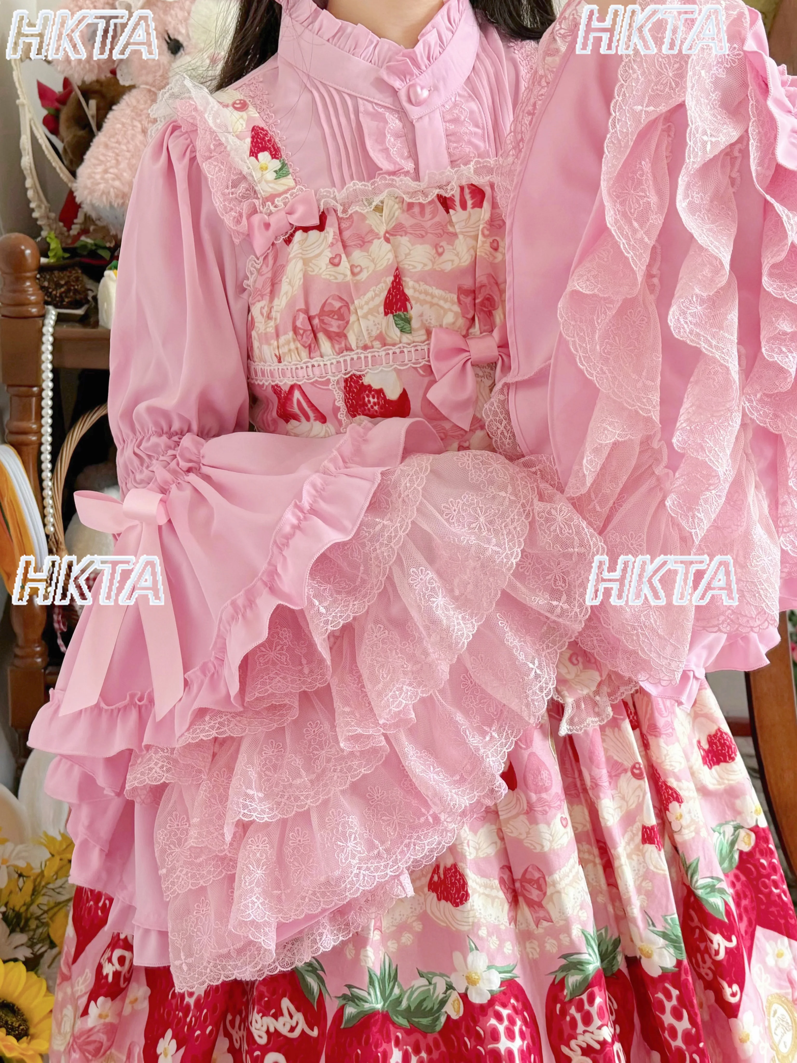 Original Sweet Kawaii Clothes Elegant Ji Sleeve Inner Shirt Girls Cute Slim-Fit Lace Lolita Style Bottoming Top Blusas De Mujer
Original Sweet Kawaii Clothes Elegant Ji Sleeve Inner Shirt Girls Cute Slim-Fit Lace Lolita Style Bottoming Top Blusas De Mujer