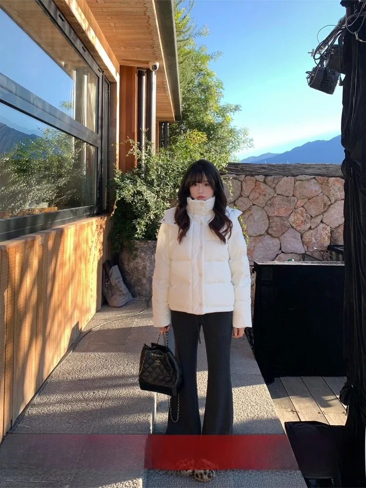 Женская зимняя модная куртка Slim Fit из пуха и пера, средней длины, серия LU, белая, теплая, утепленная
Женская зимняя модная куртка Slim Fit из пуха и пера, средней длины, серия LU, белая, теплая, утепленная