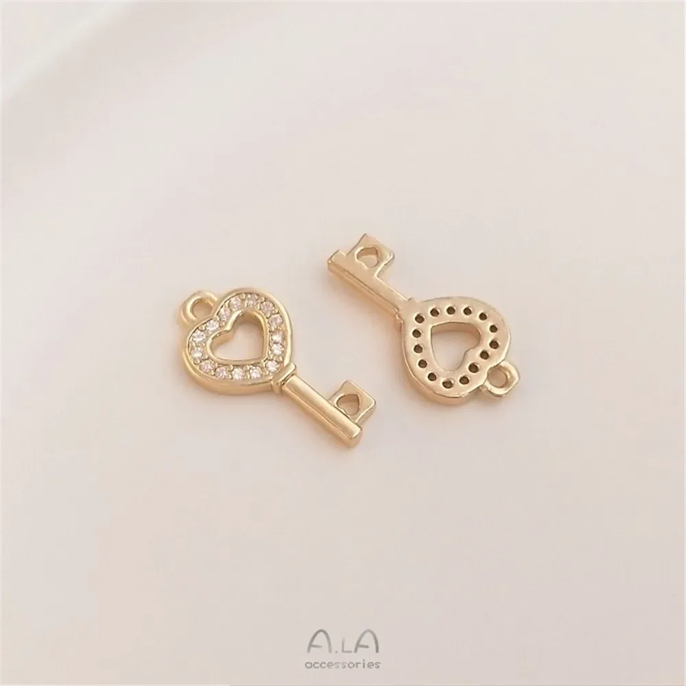 Подвеска-ключ с замком в форме сердца из 14-каратного золота, инкрустированный циркониевым камнем, подвеска в форме замка в форме сердца, аксессуары для браслета ручной работы K109
Подвеска-ключ с замком в форме сердца из 14-каратного золота, инкрустированный циркониевым камнем, подвеска в форме замка в форме сердца, аксессуары для браслета ручной работы K109