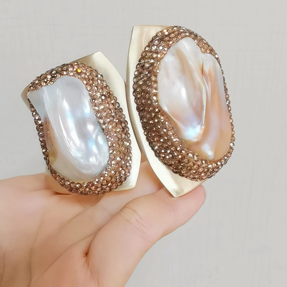 Natural Freshwater Pearl Cuff Bracelet for Women Personalized Irregular Baroque Pearl Bangle Birthday Party Exquisite Jewelry
Natural Freshwater Pearl Cuff Bracelet for Women Personalized Irregular Baroque Pearl Bangle Birthday Party Exquisite Jewelry