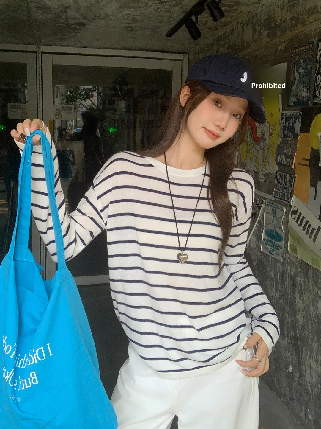 Off Women's Loose Long Sve round Ne T-irt Bla White Stripes Base irt Korean Sle Casual Comfortable Top
Off Women's Loose Long Sve round Ne T-irt Bla White Stripes Base irt Korean Sle Casual Comfortable Top