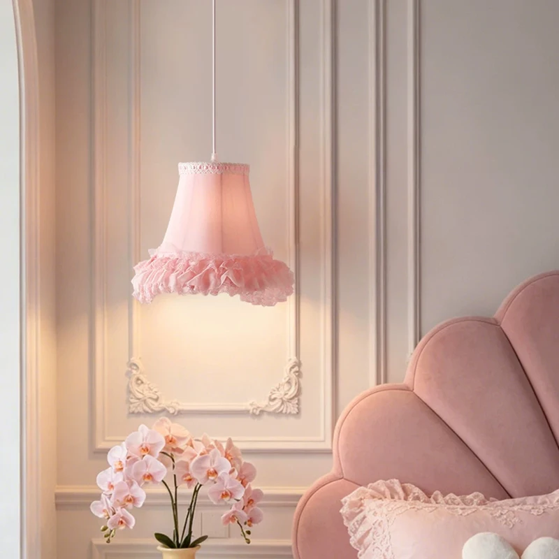 Princess Room Girl Bedroom Chandeliers Pink Lace Fabric Lamps French Romantic Warm Children's Room Bedroom Bedside Chandelier
Princess Room Girl Bedroom Chandeliers Pink Lace Fabric Lamps French Romantic Warm Children's Room Bedroom Bedside Chandelier