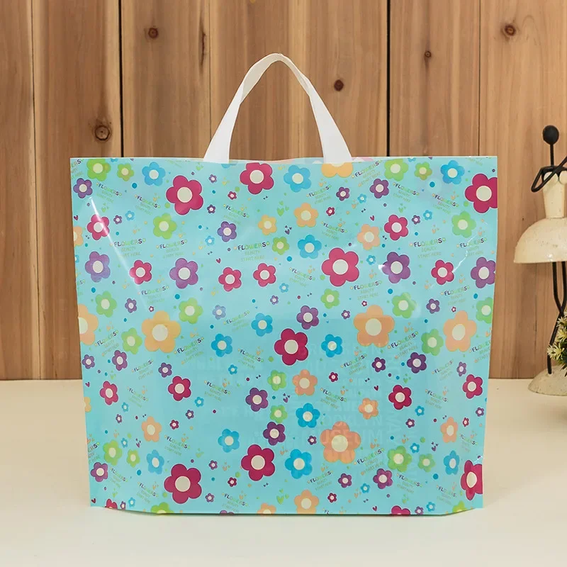 50pcs/lot Thicken Scrub large gift bag little flower designs Gift Bags Plastic Pouches Shopping Gift Package Bag
50pcs/lot Thicken Scrub large gift bag little flower designs Gift Bags Plastic Pouches Shopping Gift Package Bag