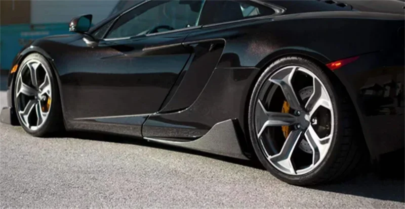Suitable for McLaren MP4-12C 650S modified car accessories, B-style carbon fiber side skirts, car tools
Suitable for McLaren MP4-12C 650S modified car accessories, B-style carbon fiber side skirts, car tools