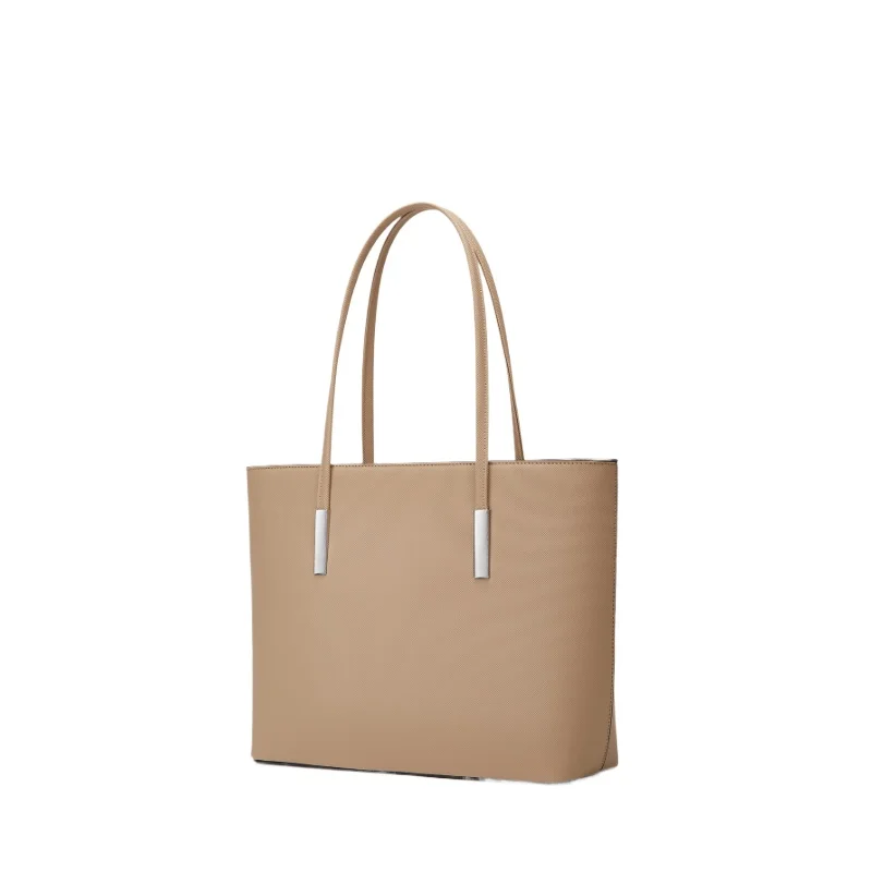 European and American Fashion High-quality Women's Handbag Solid Color Large Capacity PU Tote Bag Travel Bag
European and American Fashion High-quality Women's Handbag Solid Color Large Capacity PU Tote Bag Travel Bag
