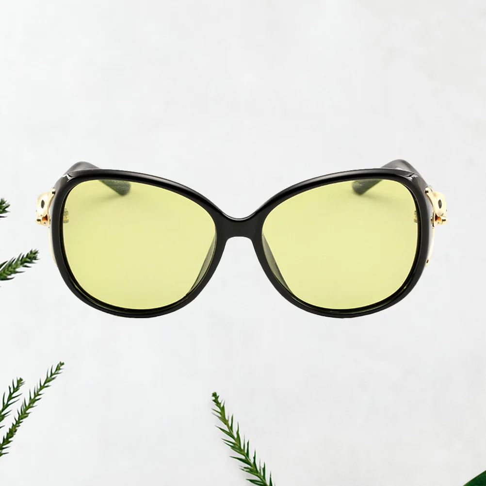 1Pcs Night Driving Glasses Polarized Sunglasses Yellow Tint Anti-Reflective Lens Pc Frame for Men Women Sunglasses
1Pcs Night Driving Glasses Polarized Sunglasses Yellow Tint Anti-Reflective Lens Pc Frame for Men Women Sunglasses