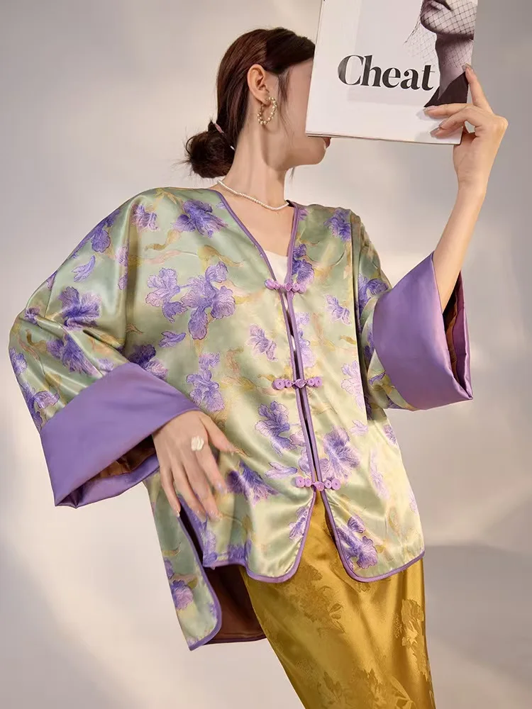 Chinese Women's Jacket Top China New Design Comfortable Silk Jacquard Embroidery Craft Top For Women Modern Hanfu Top
Chinese Women's Jacket Top China New Design Comfortable Silk Jacquard Embroidery Craft Top For Women Modern Hanfu Top