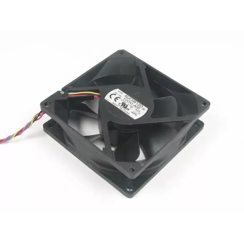 Delta Electronics AUC0812D 1WH1-A00 DC 12 В 0,70 А 80x80x25 мм Вентилятор охлаждения сервера
Delta Electronics AUC0812D 1WH1-A00 DC 12 В 0,70 А 80x80x25 мм Вентилятор охлаждения сервера