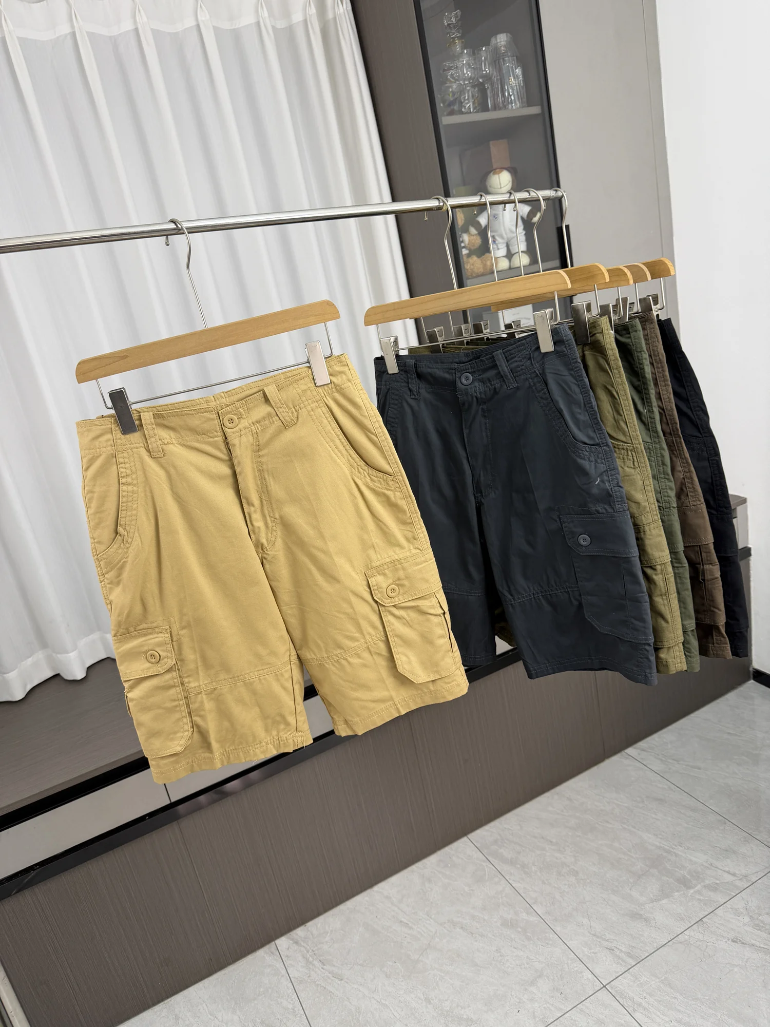 Summer Outdoor Men's Workwear Straight Leg Five Pocket Shorts Casual Loose Fit Short Pants Youth Daily Wear Pure Color
Summer Outdoor Men's Workwear Straight Leg Five Pocket Shorts Casual Loose Fit Short Pants Youth Daily Wear Pure Color