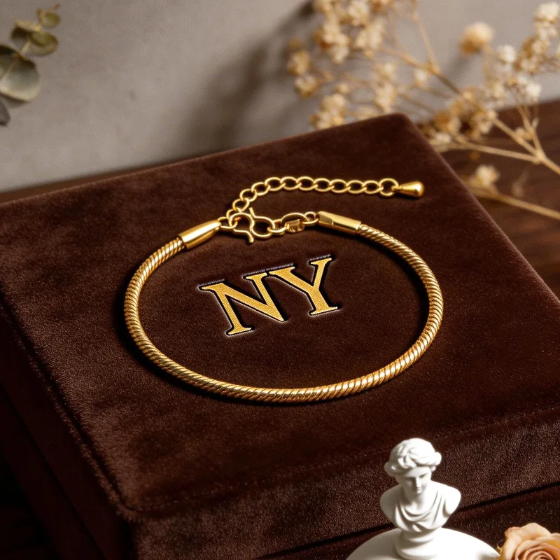 Light luxury retro 24K real gold snake bone chain niche fine 999 hand-decorated hip-hop men's and women's high-end bracelet
Light luxury retro 24K real gold snake bone chain niche fine 999 hand-decorated hip-hop men's and women's high-end bracelet