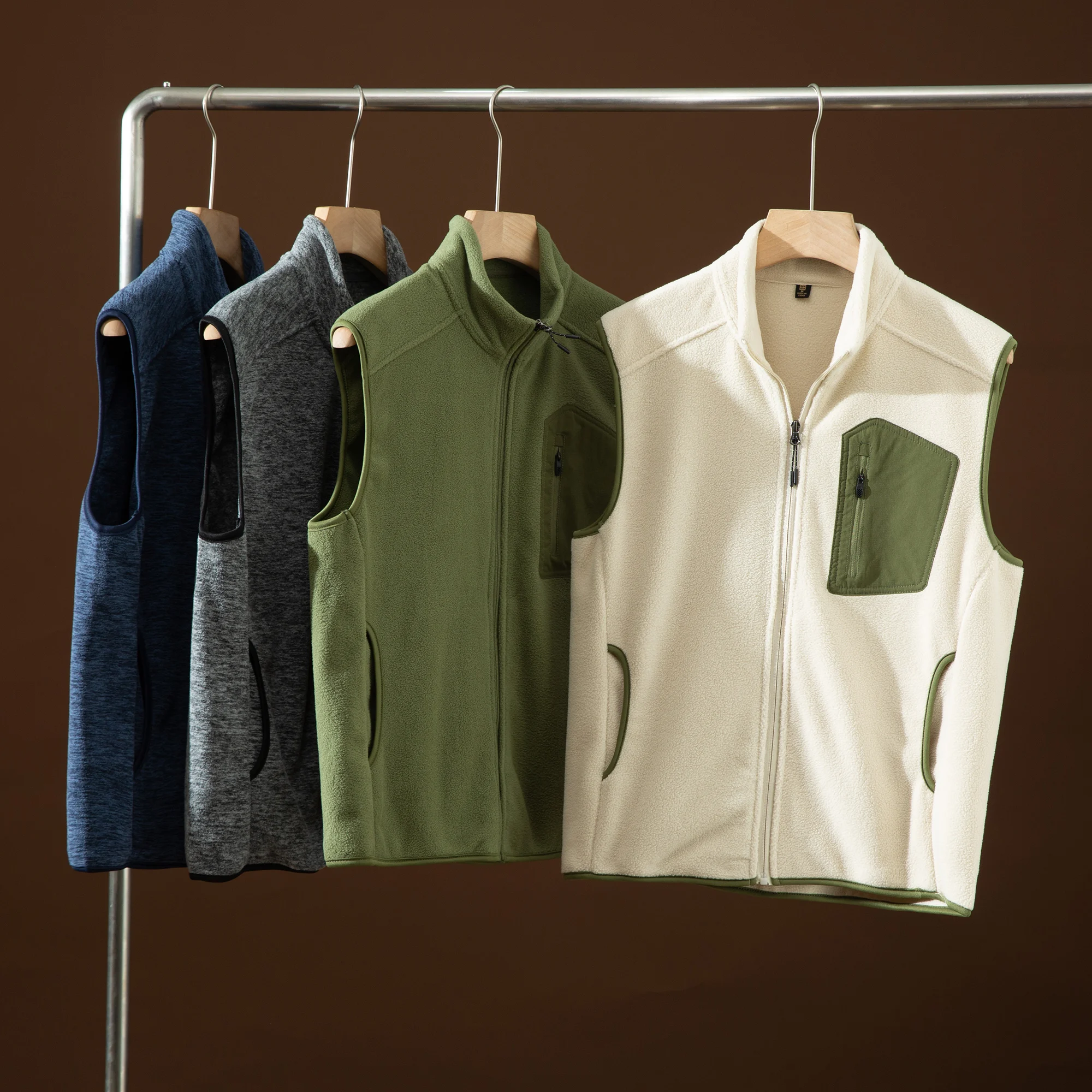 Двусторонний жилет Trade King с воротником-стойкой, эффективно теплый мужской модный осенне-зимний костюм-стойка
Двусторонний жилет Trade King с воротником-стойкой, эффективно теплый мужской модный осенне-зимний костюм-стойка