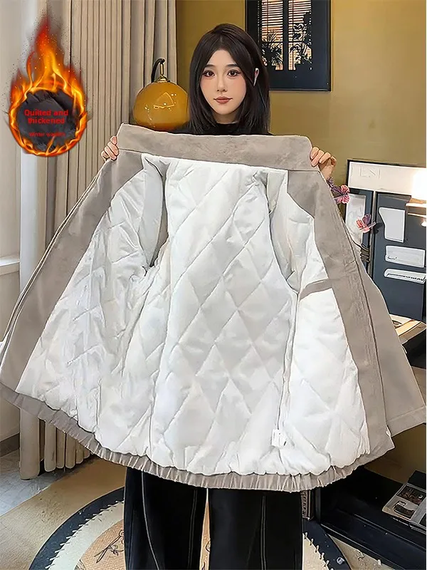 Мужская хлопковая куртка из искусственной кожи, окрашенная в глаз, осенне-зимняя летная куртка, новая китайская верхняя одежда с воротником-стойкой и хлопковой подкладкой
Мужская хлопковая куртка из искусственной кожи, окрашенная в глаз, осенне-зимняя летная куртка, новая китайская верхняя одежда с воротником-стойкой и хлопковой подкладкой