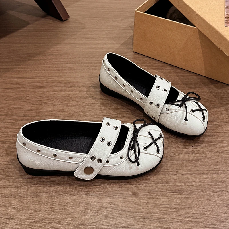French Strap Mary Jane Bow Studded Shoes Soft Sole Non-Slip Ballet Low Heel Single
French Strap Mary Jane Bow Studded Shoes Soft Sole Non-Slip Ballet Low Heel Single