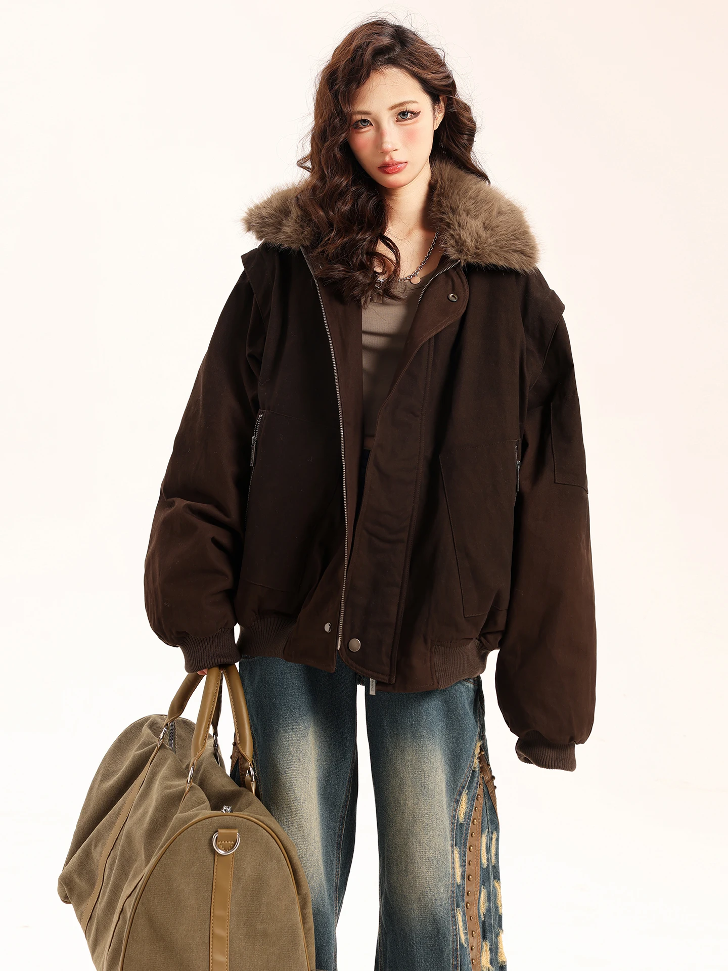 Американская женская парка-пуховик с большим меховым воротником, свободного кроя, новинка 2025 года
Американская женская парка-пуховик с большим меховым воротником, свободного кроя, новинка 2025 года