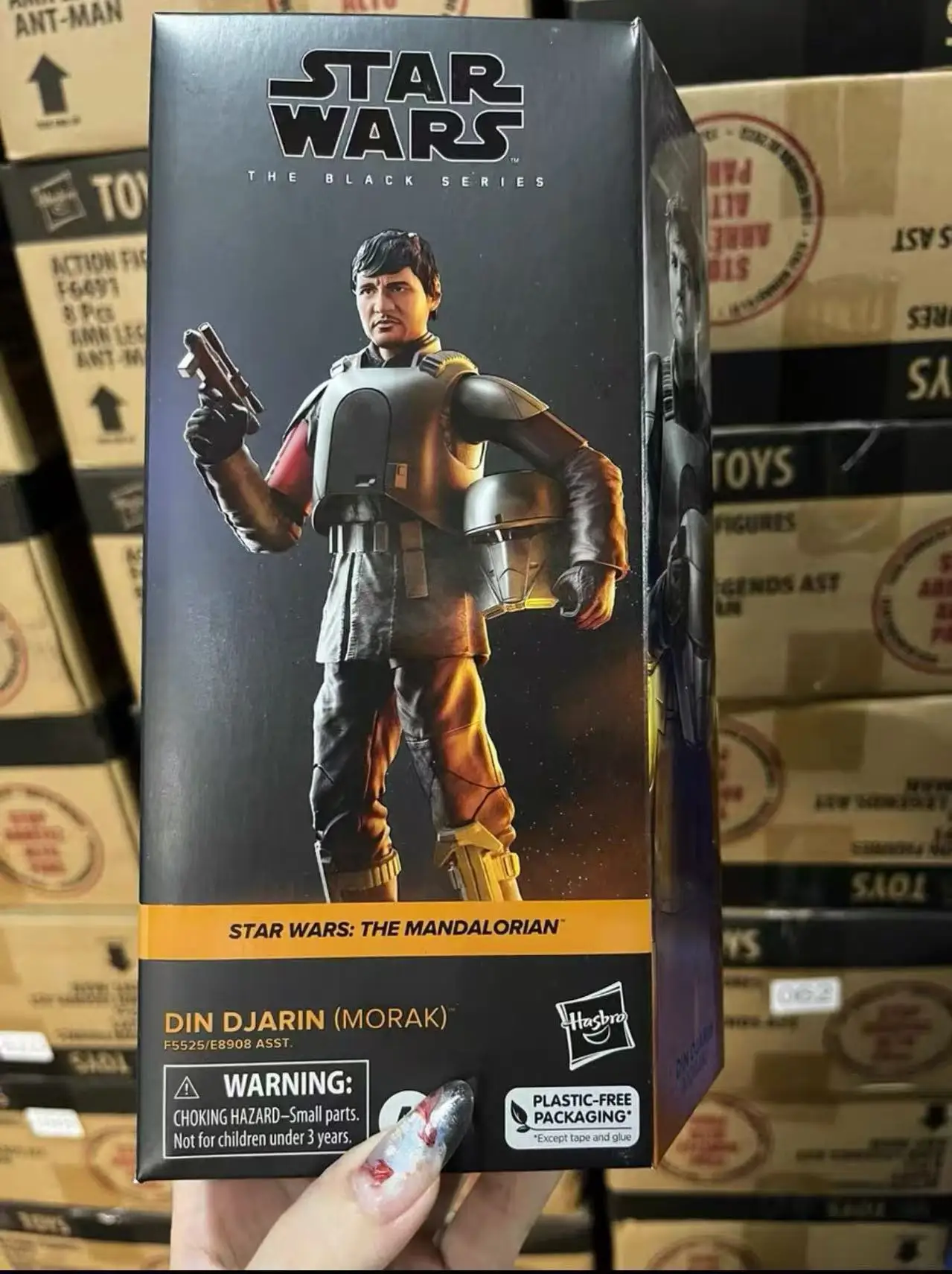 Hasbro Star Wars 6-inch Joint Action Figure Black Label Series Mandalorian Ding Jialun
Hasbro Star Wars 6-inch Joint Action Figure Black Label Series Mandalorian Ding Jialun