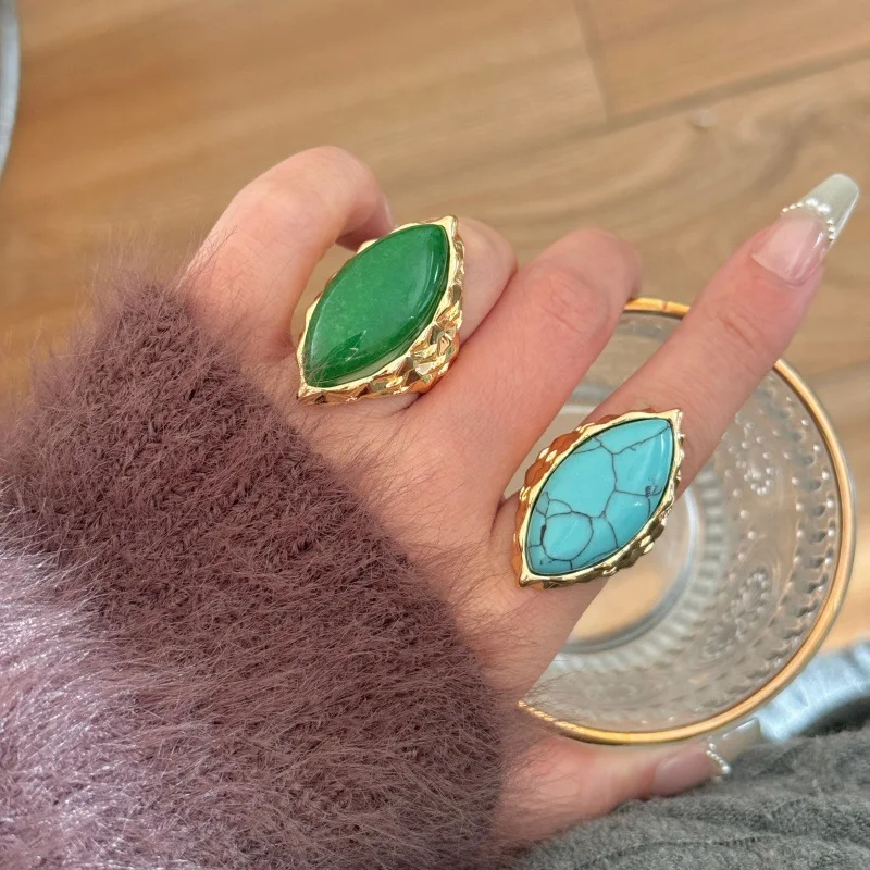 Retro Gold Textured Gemstone Rings Multi-Color Turquoise Red Jasper Bohemian Vacation Jewelry for Women
Retro Gold Textured Gemstone Rings Multi-Color Turquoise Red Jasper Bohemian Vacation Jewelry for Women