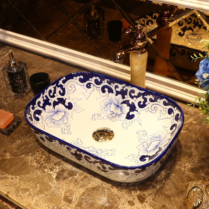 ~Blue and white porcelain art countertop Bonsai Dezhen ceramic washbasin Chinese style washbasin toilet sink on the countertop
~Blue and white porcelain art countertop Bonsai Dezhen ceramic washbasin Chinese style washbasin toilet sink on the countertop