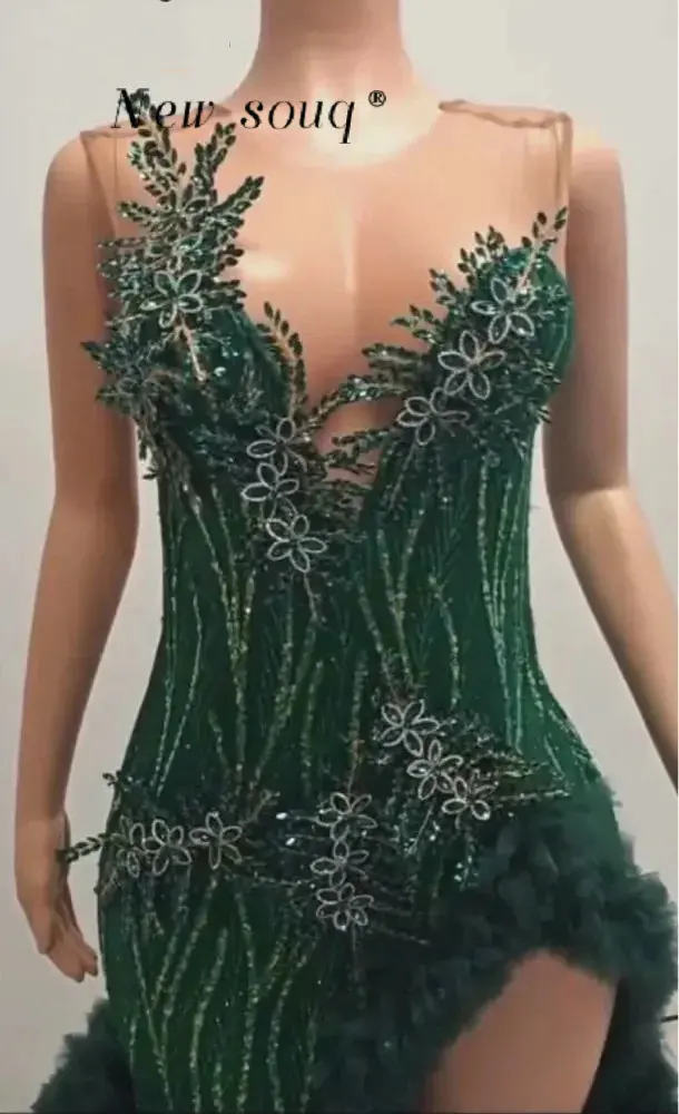 Dark Green Tiered Ruffles Long Prom Dresses with High Split Customized Aso Ebi Crystals Evening Party Gowns for Black Girls
Dark Green Tiered Ruffles Long Prom Dresses with High Split Customized Aso Ebi Crystals Evening Party Gowns for Black Girls