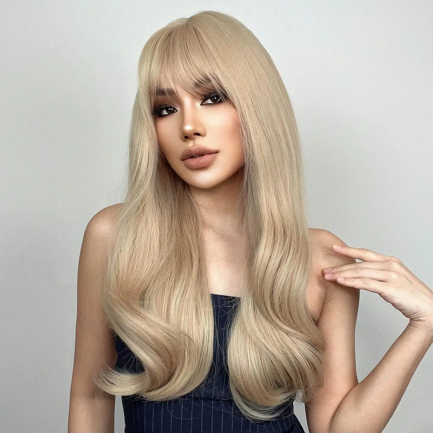 Natural Blonde Lace Front Wig with Bangs For Women Daily Use 180% Density Body Wave Heat Resistant Wig Glueless
Natural Blonde Lace Front Wig with Bangs For Women Daily Use 180% Density Body Wave Heat Resistant Wig Glueless