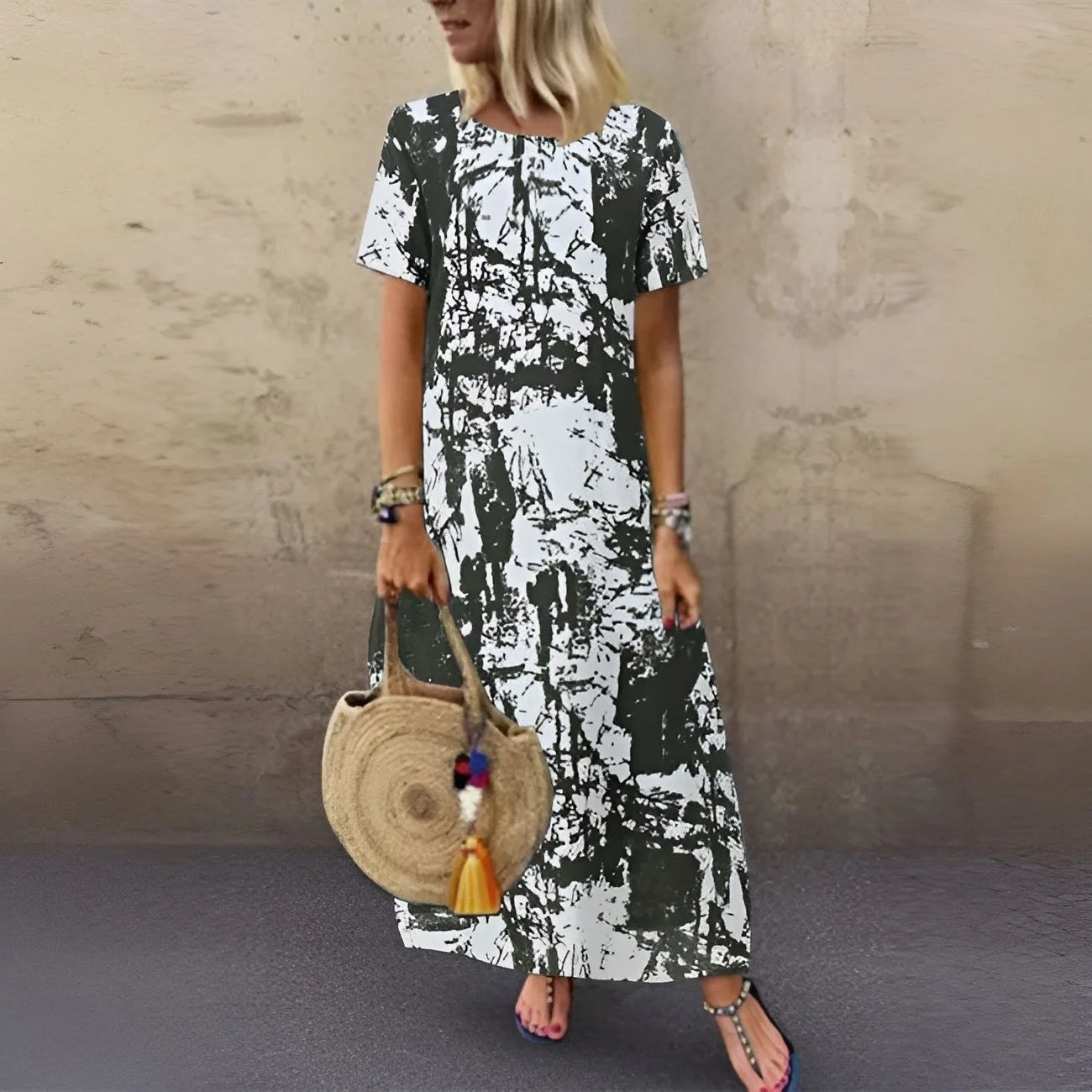 2024 Bohemian Holiday Sundress Summer Women Vintage Print Short Sleeve Beach Dress Casual Loose Long Vestido Robe Femme Clothes
2024 Bohemian Holiday Sundress Summer Women Vintage Print Short Sleeve Beach Dress Casual Loose Long Vestido Robe Femme Clothes