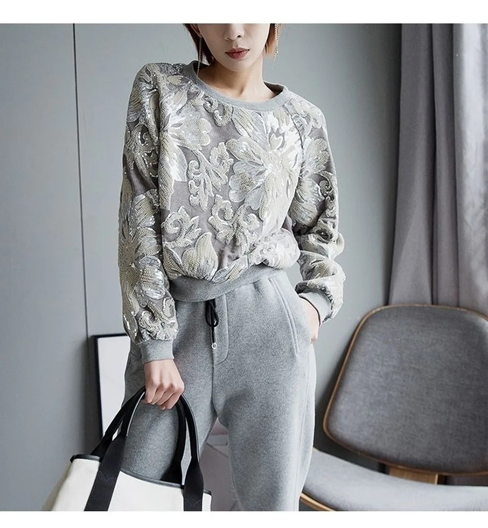 Heavy Industry Sequins Embroidery Velvet Design Fashion Loose Girl Sweatshirt Women Long Sleeve Hoddies
Heavy Industry Sequins Embroidery Velvet Design Fashion Loose Girl Sweatshirt Women Long Sleeve Hoddies