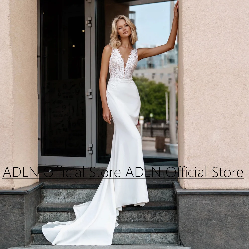 Classic Mermaid Wedding Gown Vestidos De Novia Deep V Neck Sleeveless Applique See Through Sweep Train Backless Dress
Classic Mermaid Wedding Gown Vestidos De Novia Deep V Neck Sleeveless Applique See Through Sweep Train Backless Dress