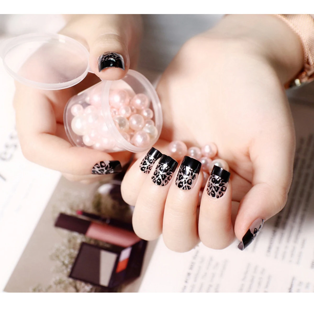 24pcs Long Fake Nails Leopard Print Waterproof Art Stickers Decorative Pieces Easy Diy Durable False Tips For Women Art
24pcs Long Fake Nails Leopard Print Waterproof Art Stickers Decorative Pieces Easy Diy Durable False Tips For Women Art