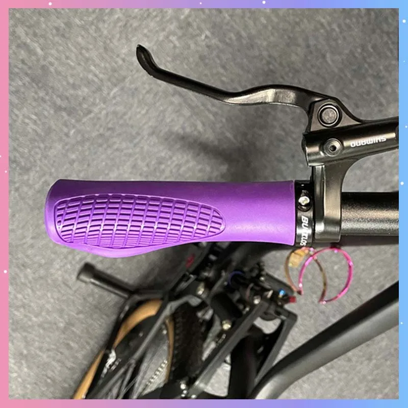 Bicycle Grips MTB Handlebar Grips Ergonomic Soft Comfortable Mountain Bike Rubber Handlebar Grip Sports Cycling Bike Accessories
Bicycle Grips MTB Handlebar Grips Ergonomic Soft Comfortable Mountain Bike Rubber Handlebar Grip Sports Cycling Bike Accessories