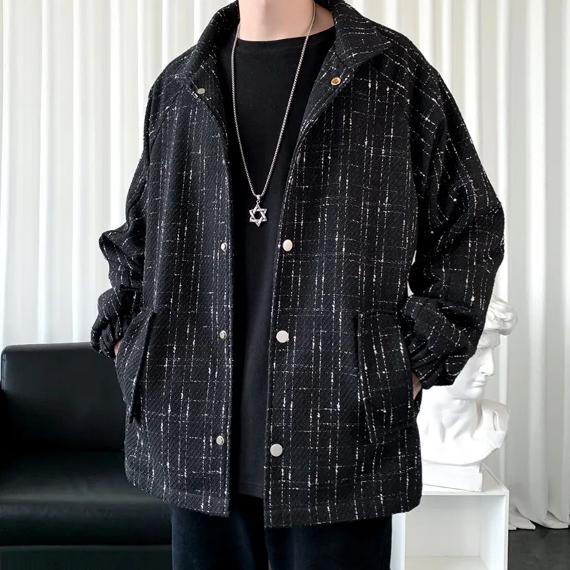 Мужское шерстяное пальто свободного кроя с воротником-стойкой, в стиле ретро, из твидового материала, с пуговицами, молодежная модная верхняя одежда для осени и зимы
Мужское шерстяное пальто свободного кроя с воротником-стойкой, в стиле ретро, из твидового материала, с пуговицами, молодежная модная верхняя одежда для осени и зимы