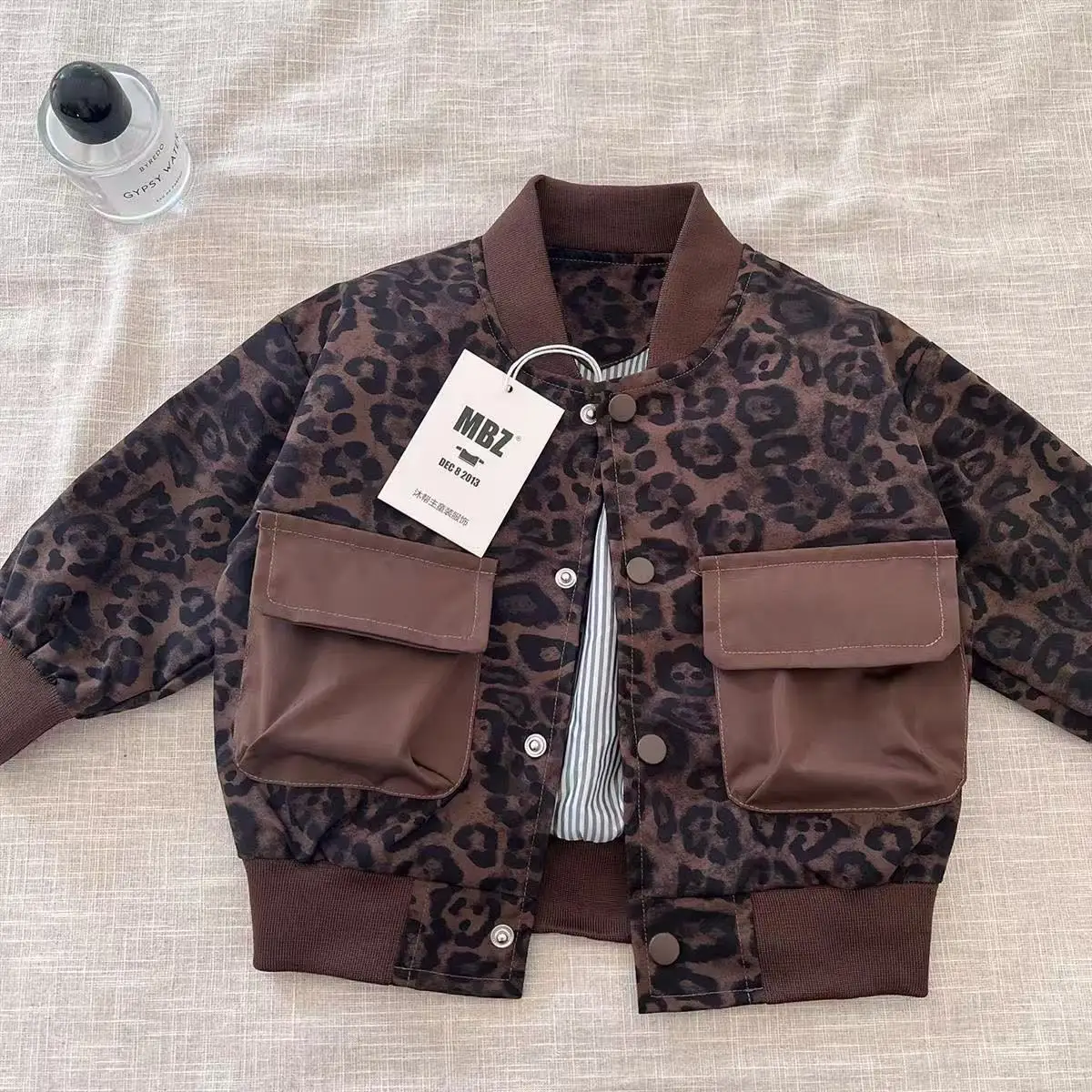 Children's Spring and Autumn Coat Children's New Leopard Pattern Baseball Jacket Handsome Jacket for Children Trendy
Children's Spring and Autumn Coat Children's New Leopard Pattern Baseball Jacket Handsome Jacket for Children Trendy