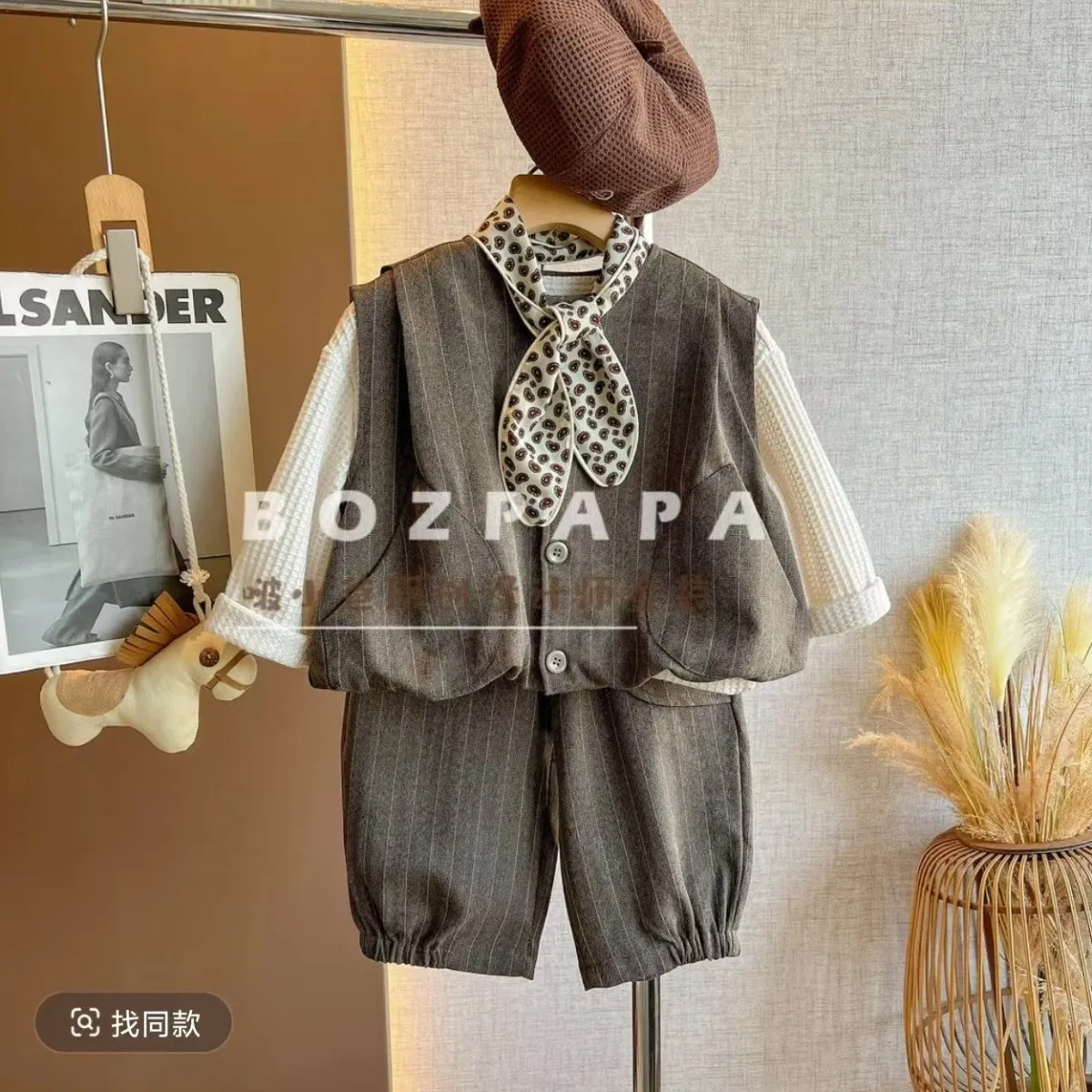 Spring and Autumn Children's Clothing Set New Boys' Korean Edition Large Pocket Vest+Shirt+Pants set 90-140cm
Spring and Autumn Children's Clothing Set New Boys' Korean Edition Large Pocket Vest+Shirt+Pants set 90-140cm