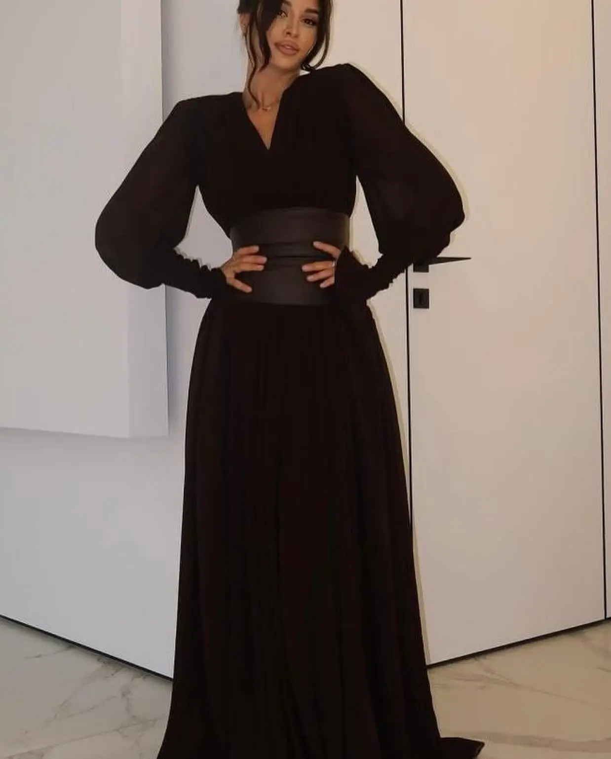 Customized Sexy Jersey Evening Dresses Temperament Long Sleeves V-Neck Bespoke Occasion Gowns Custom Made Celebrity Go
Customized Sexy Jersey Evening Dresses Temperament Long Sleeves V-Neck Bespoke Occasion Gowns Custom Made Celebrity Go