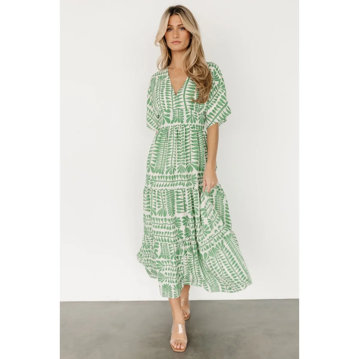 Vintage Dress Striped Bohemian New High-waisted Short-sleeved Print Dress Beach Women's Cover-up Maxi Dress Vestido V-neck Trend
Vintage Dress Striped Bohemian New High-waisted Short-sleeved Print Dress Beach Women's Cover-up Maxi Dress Vestido V-neck Trend