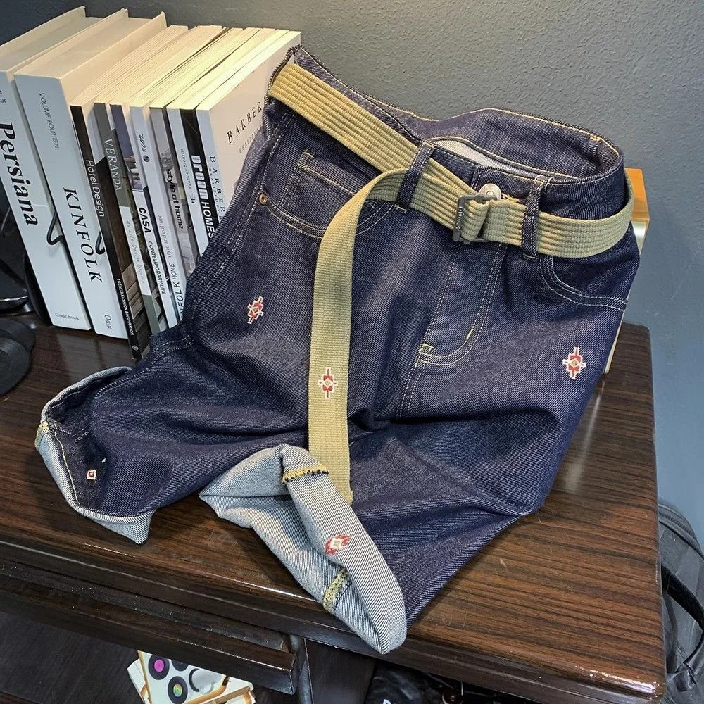 Men's Thin Embroidered Graphic Denim Shorts American Retro Fashion Trend Casual Simple Slim Niche 2025 Summer New Men's Bottoms
Men's Thin Embroidered Graphic Denim Shorts American Retro Fashion Trend Casual Simple Slim Niche 2025 Summer New Men's Bottoms