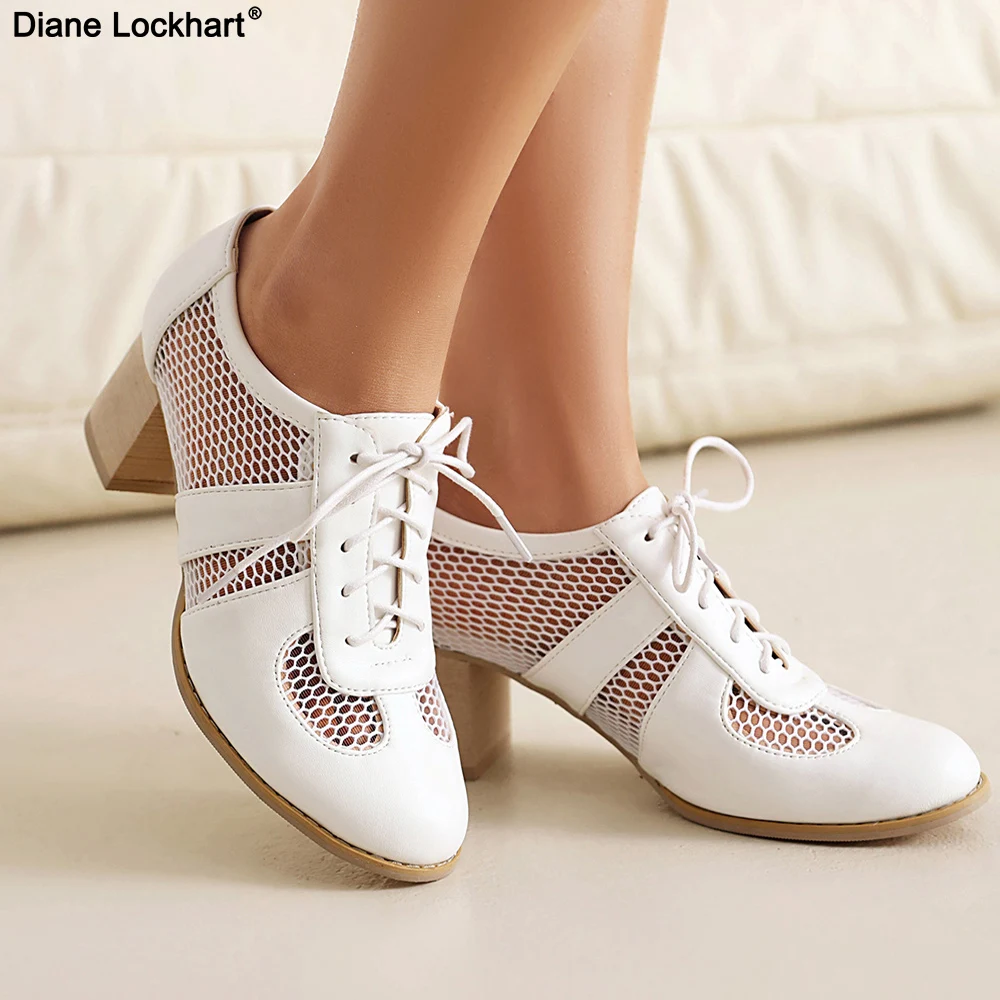 Spring Summer PU Leather Mesh Pumps Women Round Toe Lace Up Med Thick Heels Breathable Office Ladies White Oxford Shoes 2025
Spring Summer PU Leather Mesh Pumps Women Round Toe Lace Up Med Thick Heels Breathable Office Ladies White Oxford Shoes 2025