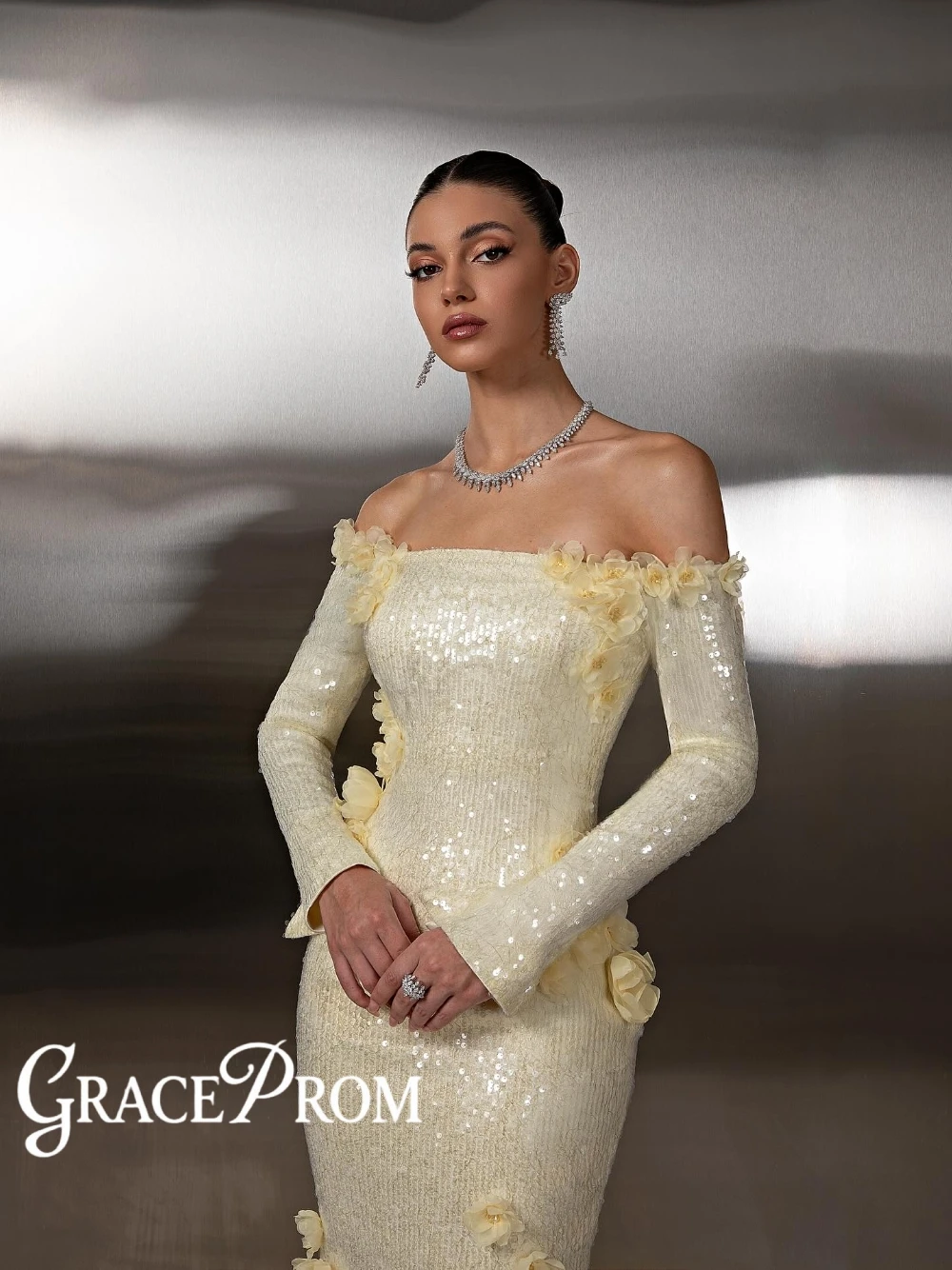 Yellow Formal Luxury Evening Gown Off Shoulder Long Sleeve Sequined 3D Floral Mermaid Prom Dress For Wedding Guest Customized
Yellow Formal Luxury Evening Gown Off Shoulder Long Sleeve Sequined 3D Floral Mermaid Prom Dress For Wedding Guest Customized