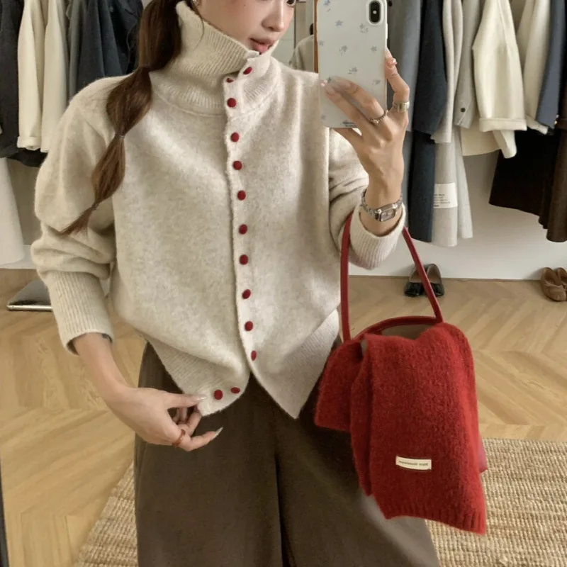 New Korean Elegant Single Breasted Knitted High Necked Cashmere Cardigan 2025 Winter Fashion Warm and Thick Outer Sweater
New Korean Elegant Single Breasted Knitted High Necked Cashmere Cardigan 2025 Winter Fashion Warm and Thick Outer Sweater