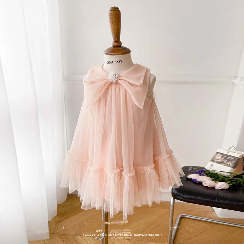 Korean Style First Communion Dress for Baby Girl, Pink Sleeveless Princess Gown with Sweet Design, Elegant Party Wear & Wedding
Korean Style First Communion Dress for Baby Girl, Pink Sleeveless Princess Gown with Sweet Design, Elegant Party Wear & Wedding