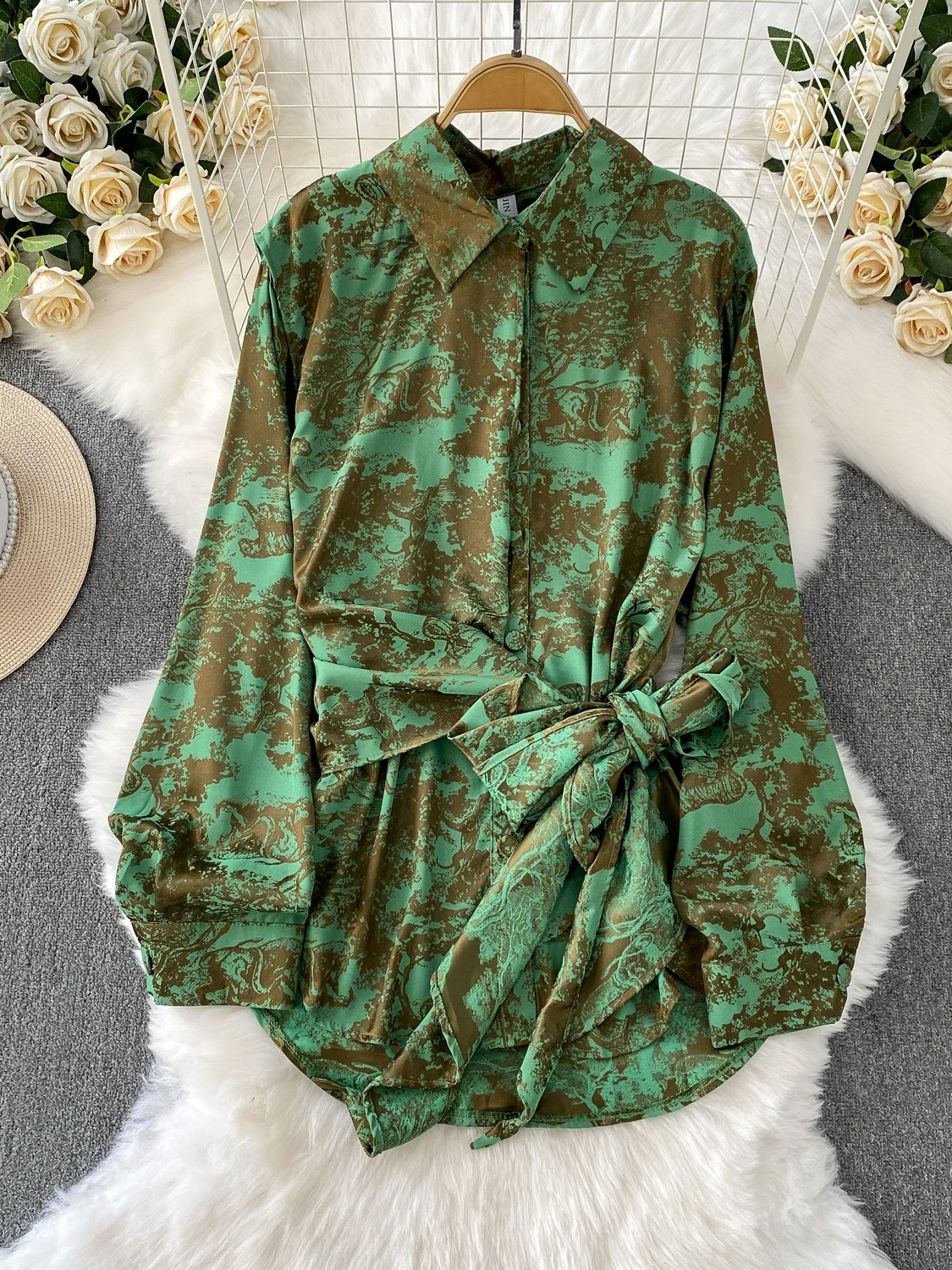 Ele Pink Floral Print Long Sve irt Women's Spring Autumn Design Belted Waist Slimming Midi Top Korean Sle Commute 
Ele Pink Floral Print Long Sve irt Women's Spring Autumn Design Belted Waist Slimming Midi Top Korean Sle Commute