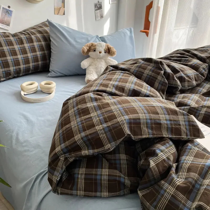 Bedding Set Ins Ambiance Blue Coffee Grid Mixed With Washed Cotton Minimalist Four Piece Set Fitted Sheets Duvet Cover
Bedding Set Ins Ambiance Blue Coffee Grid Mixed With Washed Cotton Minimalist Four Piece Set Fitted Sheets Duvet Cover