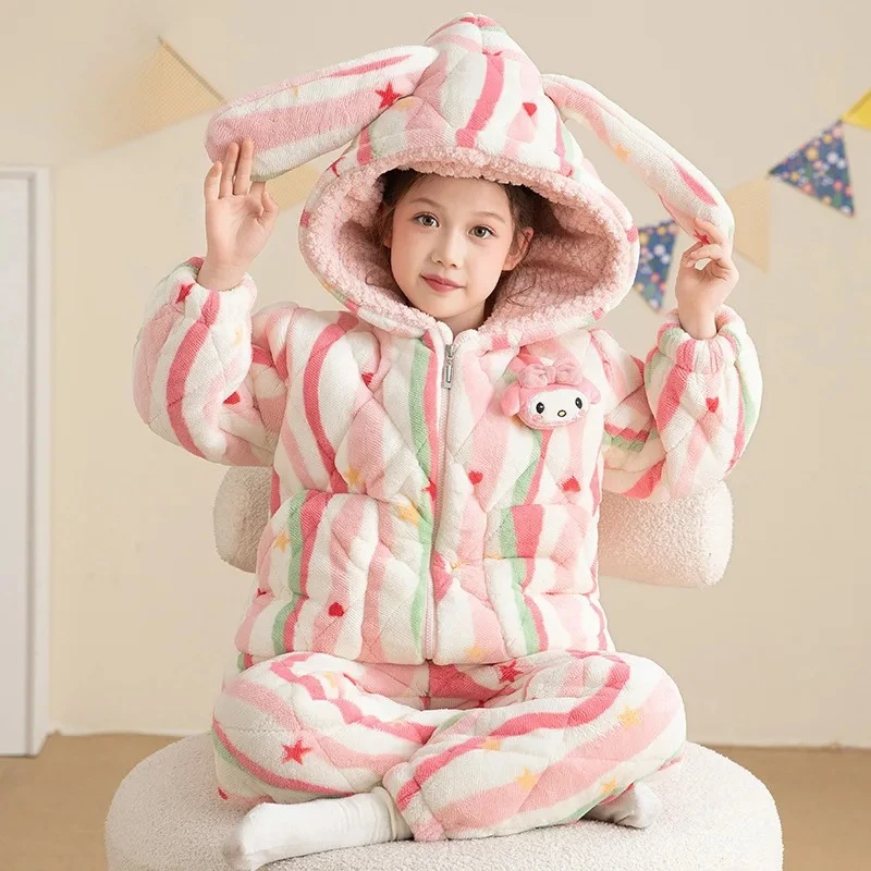 2025 Girls Pajama Set, Triple-Layer Quilted Coral Fleece Loungewear for Kids Winter Sleepwear
2025 Girls Pajama Set, Triple-Layer Quilted Coral Fleece Loungewear for Kids Winter Sleepwear