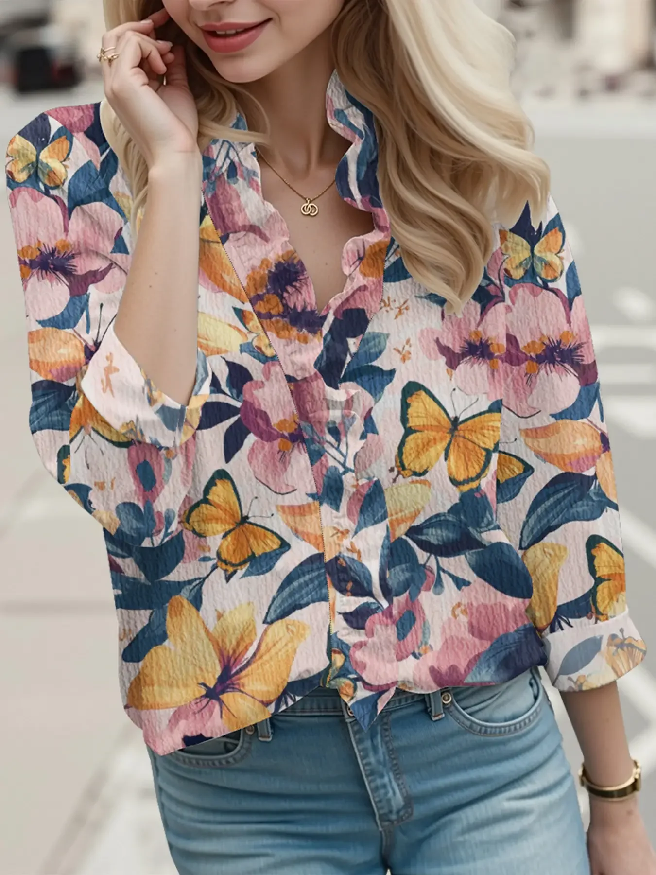 Women's Christmas digital printed long sleeved shirt with ruffled collar, Suitable for wearing from the beach to the office
Women's Christmas digital printed long sleeved shirt with ruffled collar, Suitable for wearing from the beach to the office