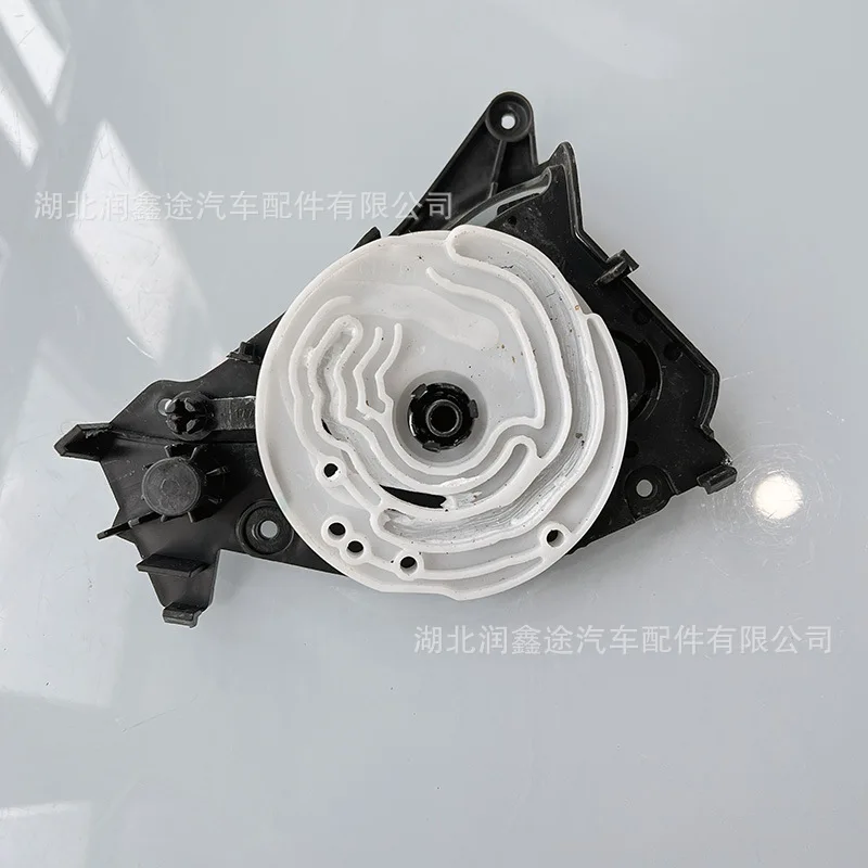Applicable to Dongfeng Peugeot 2008 Air Conditioning Regulator Valve Connecting Mechanism Heating Box Connector Transmission Mec
Applicable to Dongfeng Peugeot 2008 Air Conditioning Regulator Valve Connecting Mechanism Heating Box Connector Transmission Mec