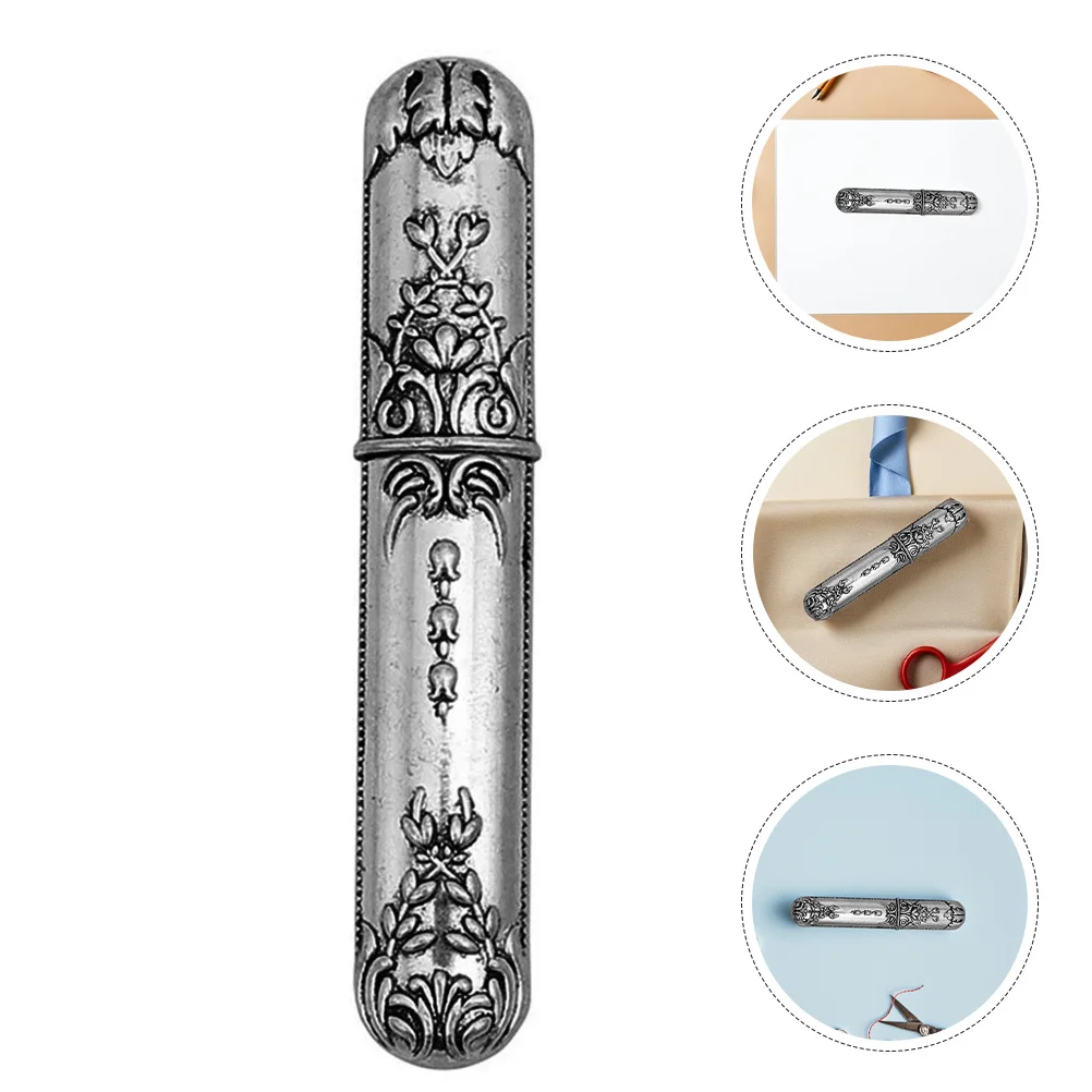 Retro Sewing Needle Case Sturdy Metal Design with Elegant 3D Patterns for Organizing Needles Embroidery Tools and Toothpicks
Retro Sewing Needle Case Sturdy Metal Design with Elegant 3D Patterns for Organizing Needles Embroidery Tools and Toothpicks