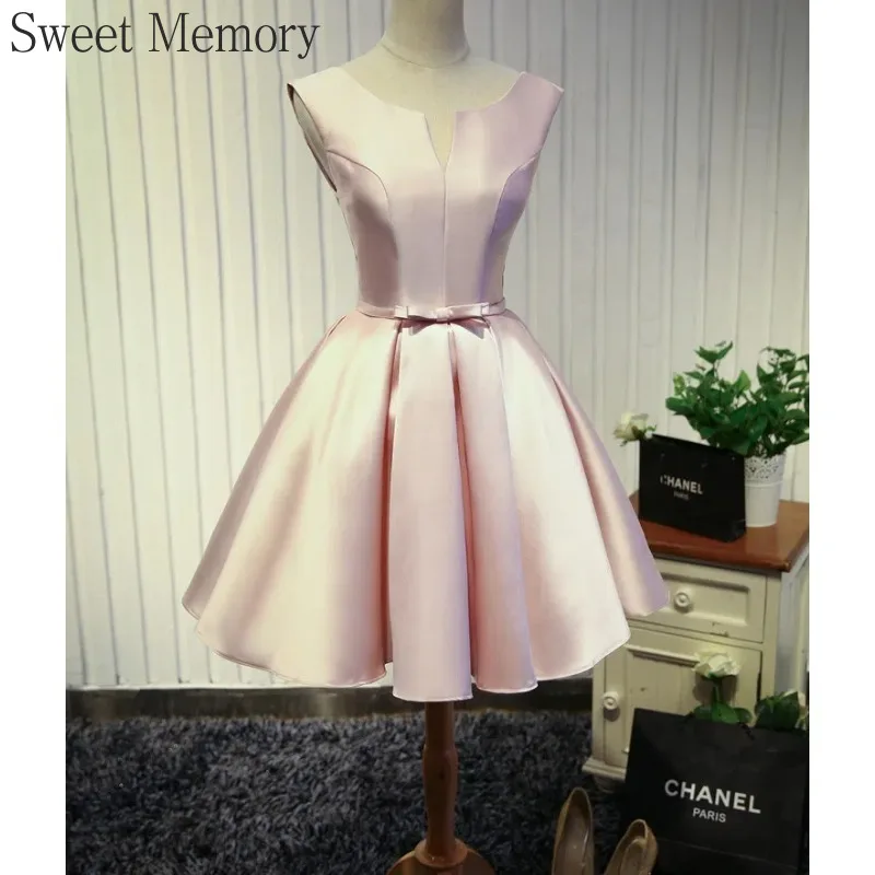 Customized Short Satin Bridesmaid Dresses Women Vestido 2025 Sweet Memory Fashion Knee-Length Corset Lace-Up Party Prom Dress
Customized Short Satin Bridesmaid Dresses Women Vestido 2025 Sweet Memory Fashion Knee-Length Corset Lace-Up Party Prom Dress