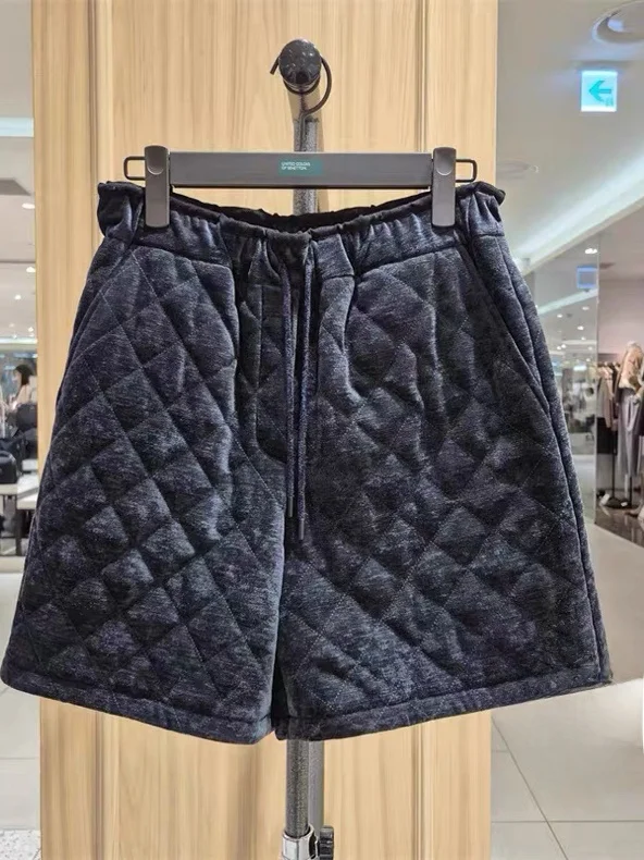 High-End Brand LUCKY 2025 New Korean Style Slimming Small Size A-Line Shorts Casual High Waist Cotton Ladies Shorts
High-End Brand LUCKY 2025 New Korean Style Slimming Small Size A-Line Shorts Casual High Waist Cotton Ladies Shorts