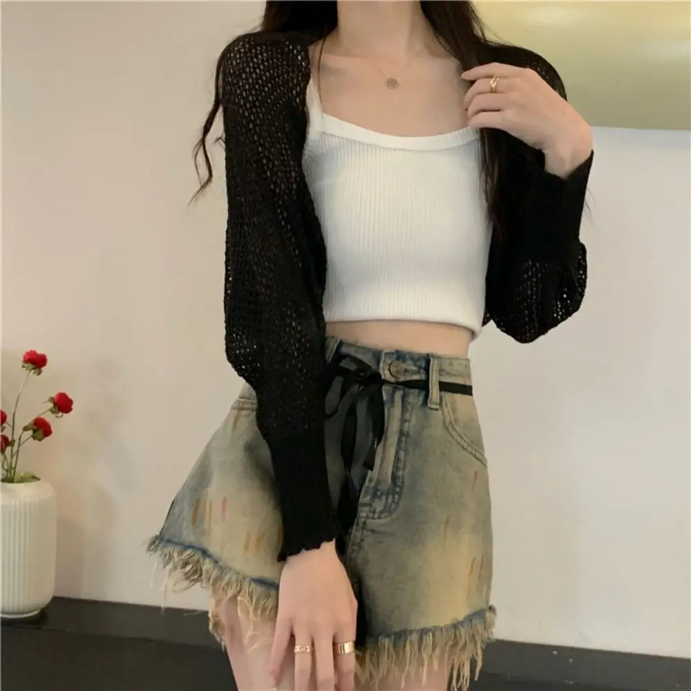 Oversized Hollow Knitted Cardigan Top Loose Long sleeved Hollow Out Beach Crop Top Beach Wear Korean Style
Oversized Hollow Knitted Cardigan Top Loose Long sleeved Hollow Out Beach Crop Top Beach Wear Korean Style