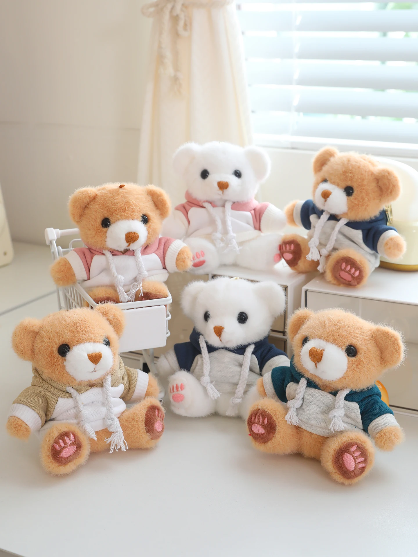 Adorable Bear Doll Hanging Ornament Plu Toy Birthday Gift Cute Visual Value Fabric Toys for All Ages Soft PP Cotton Stuffed
Adorable Bear Doll Hanging Ornament Plu Toy Birthday Gift Cute Visual Value Fabric Toys for All Ages Soft PP Cotton Stuffed