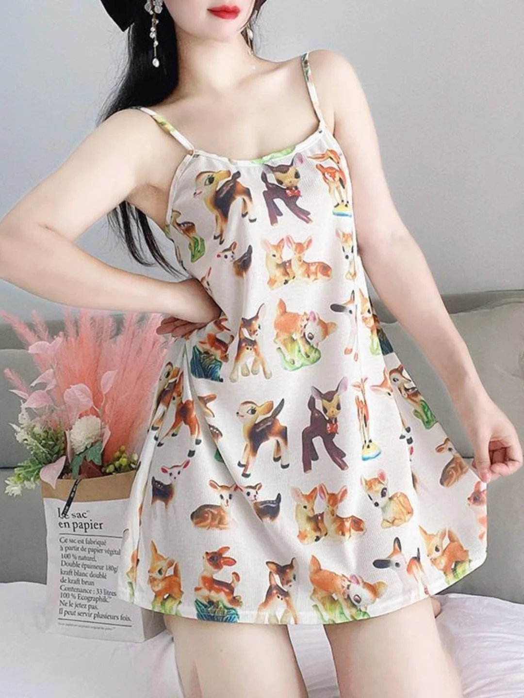 Summer Cartoon Print Sleeveless Halter Nightgown plus Size Comfortable Casual Loose Home Clothes for Young Women
Summer Cartoon Print Sleeveless Halter Nightgown plus Size Comfortable Casual Loose Home Clothes for Young Women